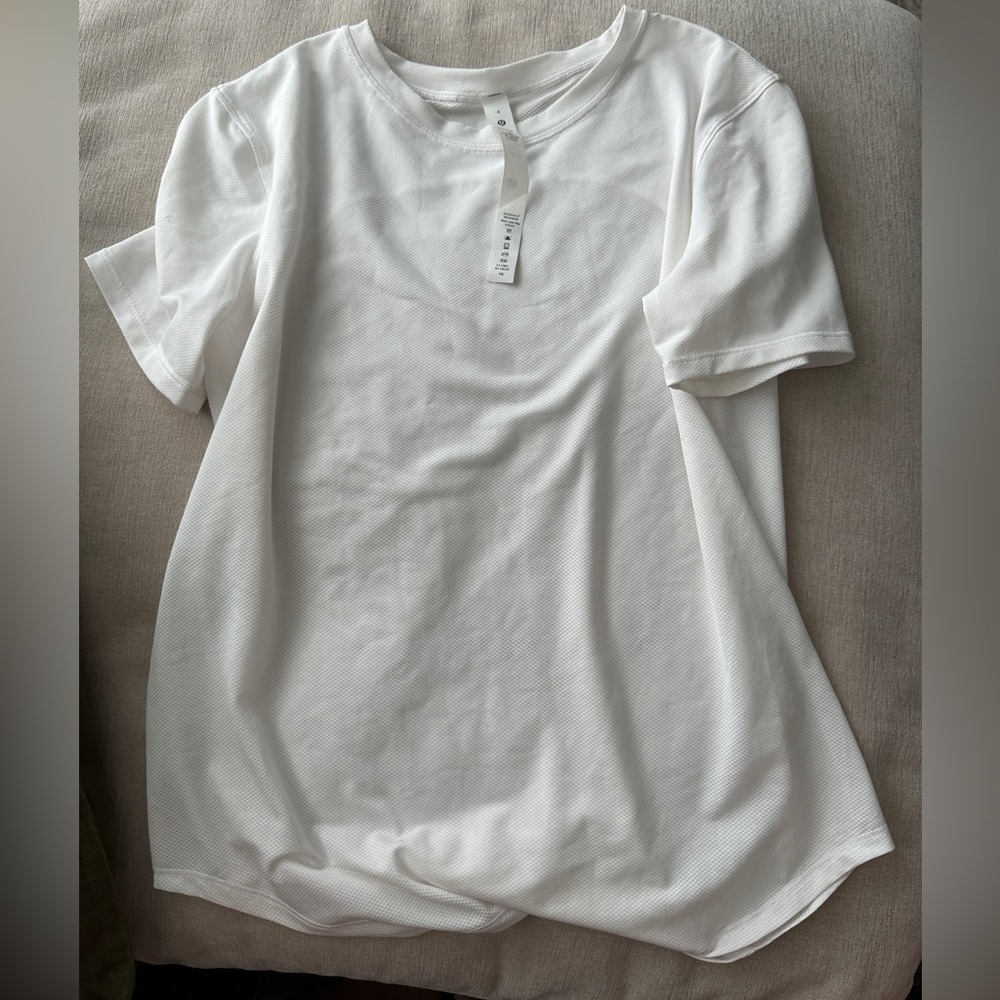 Lululemon High Neck Running and Training T-Shirt White - Picture 5 of 7
